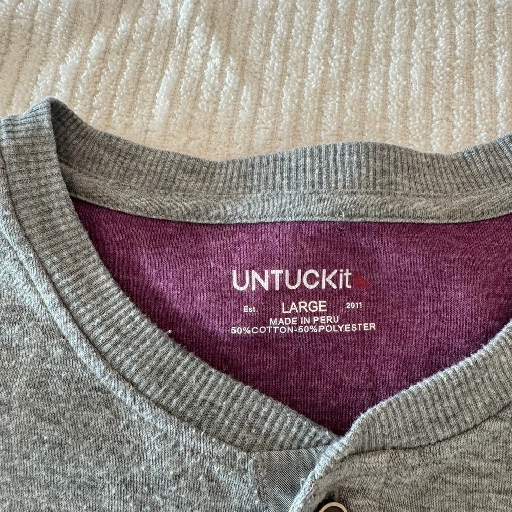 UNTUCKit Grassi SS Henley Shirt Mens Large Grey Purple 40133 Short Sleeve Cotton